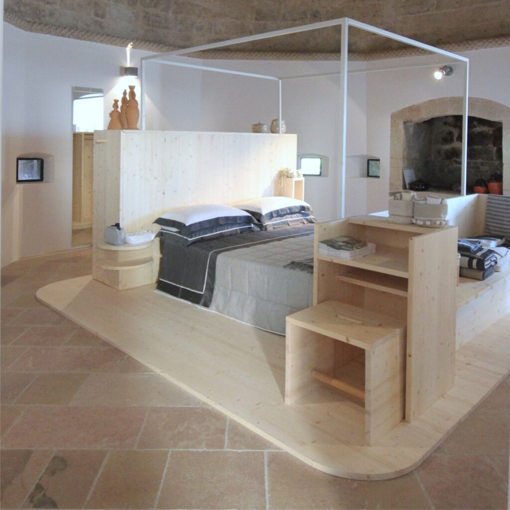 camera da letto al castello di Corigliano D'Otranto